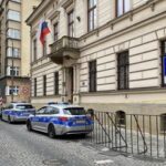 Польща закриває російське генконсульство у Кракові через підпал ТЦ у Варшаві