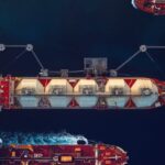 Лише негативні наслідки. Війна Трампа на Близькому Сході тисне на гривню і ціни, але дає шанс для ОПК. Як тривалий конфлікт вплине на економіку України?