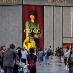 Євро тричі пробив рекорд, нафта дешевшає, а люксові бренди та Netflix розчаровують інвесторів. Ключове за тиждень на фінансових ринках