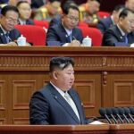 Кім Чен Ин назвав самогубство солдатів КНДР “героїчним” на війні в Україні