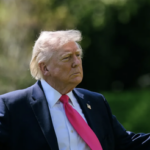 Трамп заявив, що був би радий можливій зустрічі Зеленського і путіна