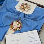 Зеленський відправив орден Навроцькому «Новою поштою» і згадав Катерину II