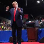 Меланія Трамп попросила чоловіка припинити танцювати на мітингах